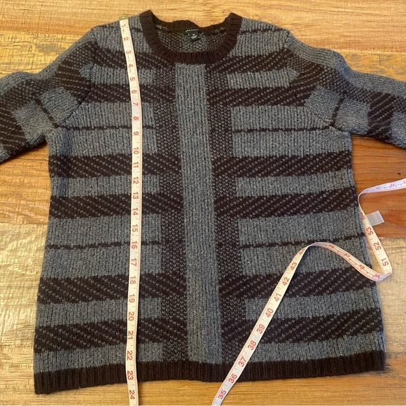 Ann Taylor Gray Striped Women's Sweater Rabbit Hair Alpaca Wool Blend Medium - Picture 7 of 9